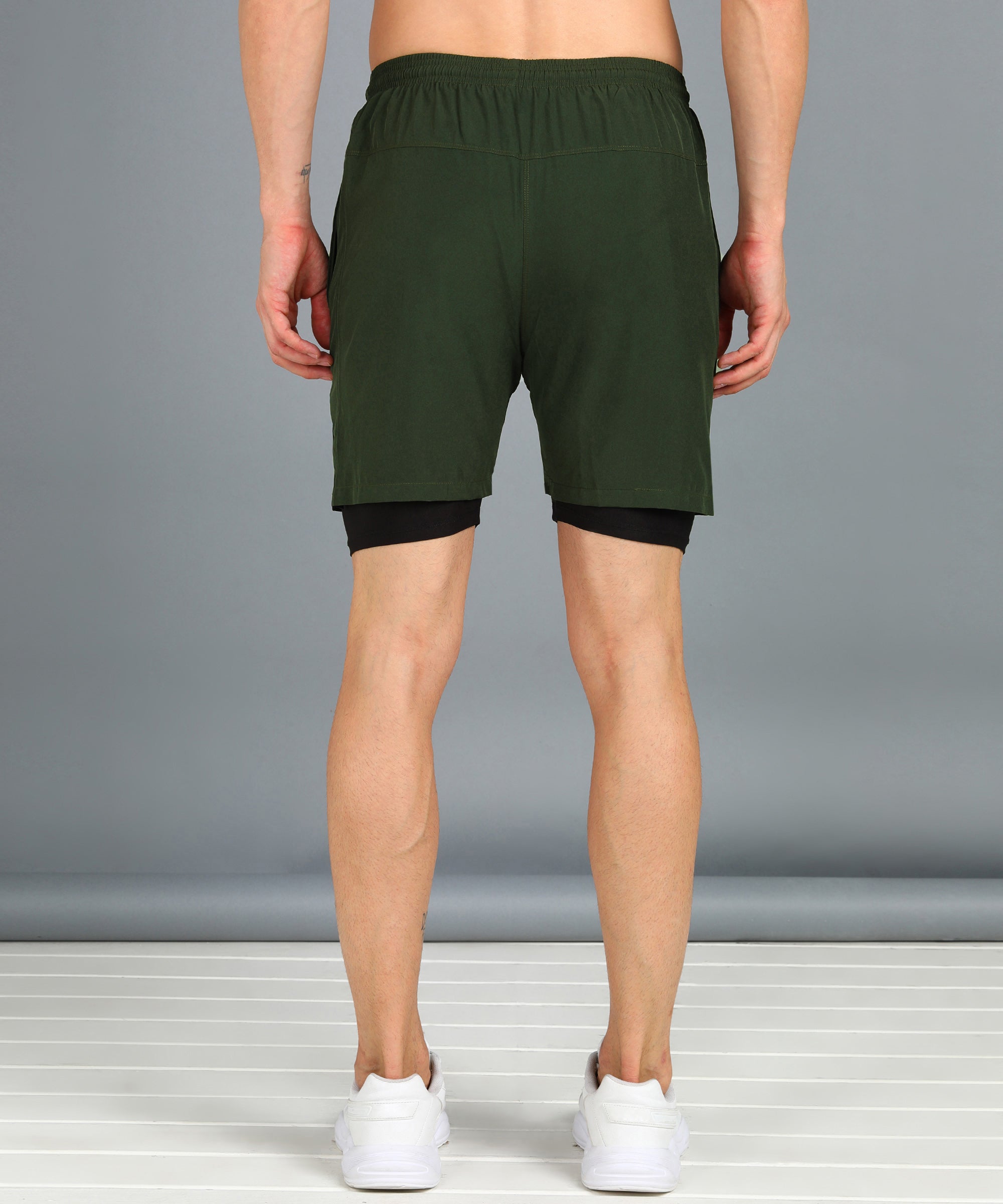 OLIVE TIGHTY NS LYCRA PLAIN SHORT MEN (SHORT146)